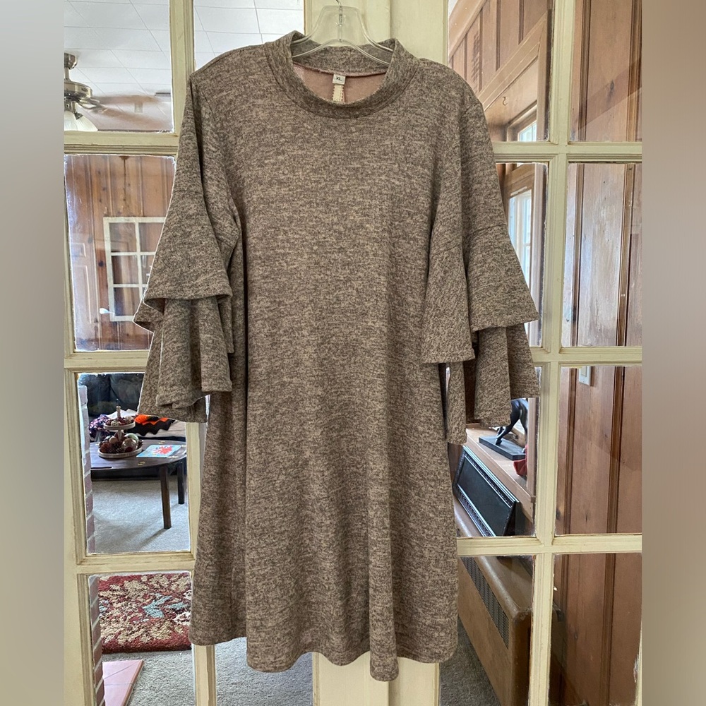 Uncle Frank dress size XL